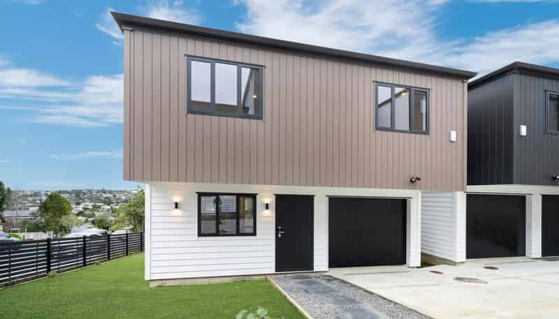 13B Kemp Road, Massey