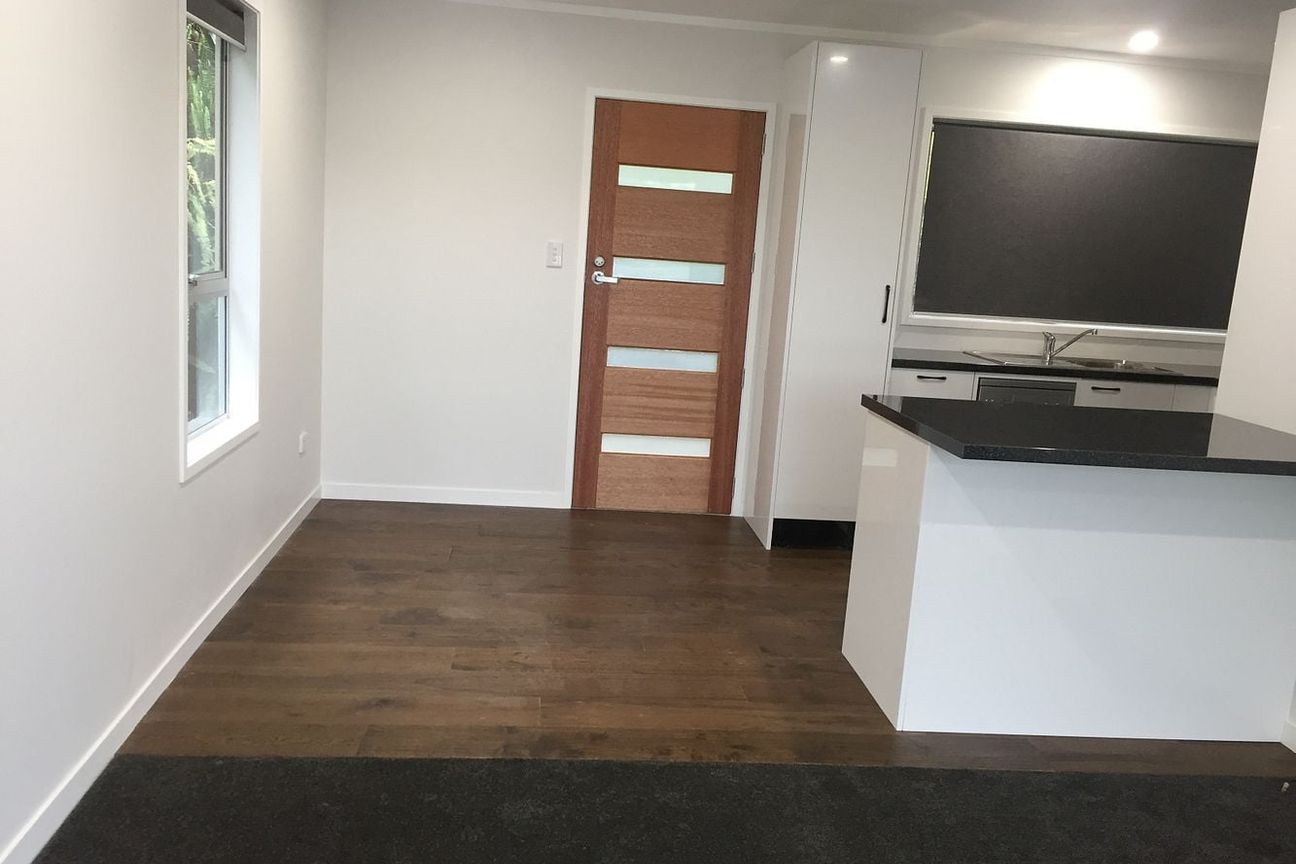 Modern, sunny, private one bedroom unit - Ansicht 2