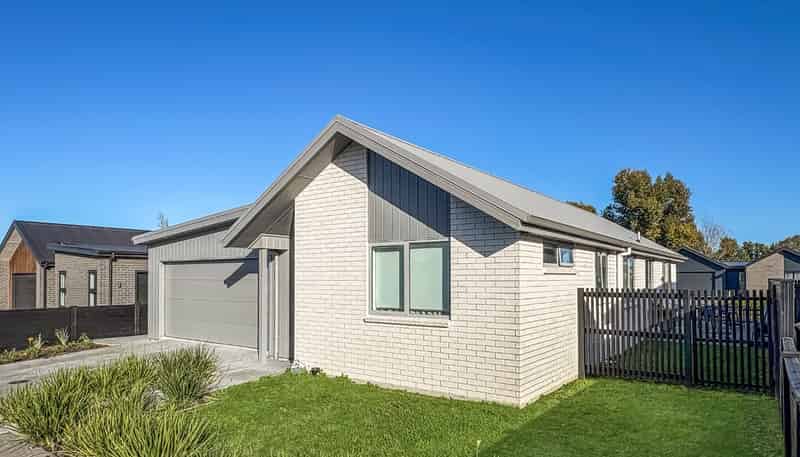19 Te Au Rere Crescent, Cambridge