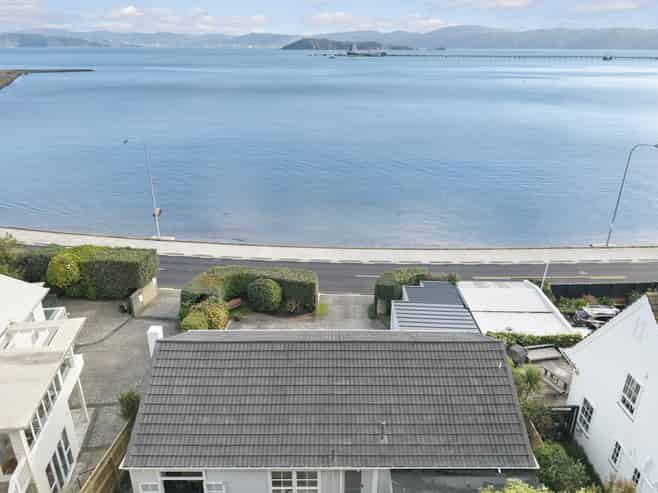 238 Marine Drive Lowry Bay , Eastbourne