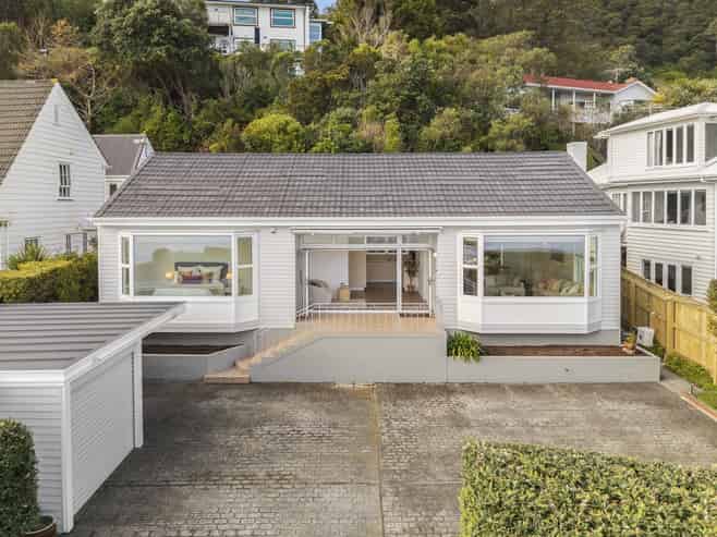 238 Marine Drive Lowry Bay , Eastbourne