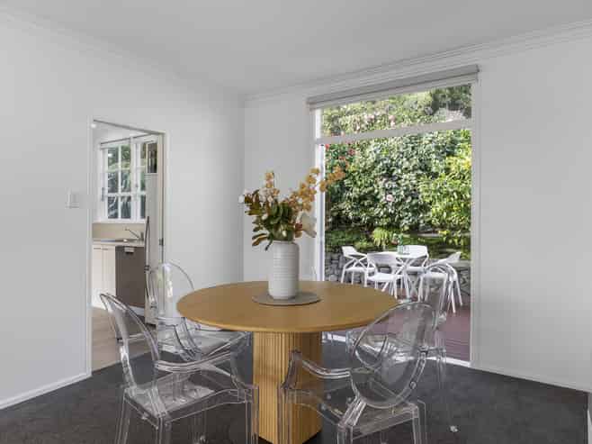 238 Marine Drive Lowry Bay , Eastbourne