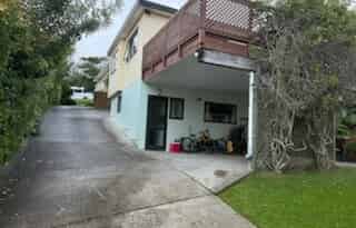 12B Holiday Road , Stanmore Bay