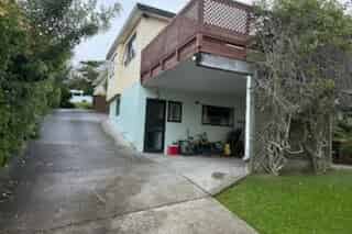 12B Holiday Road , Stanmore Bay