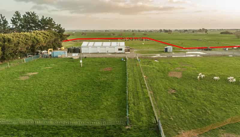 3125 State Highway 1, Sanson