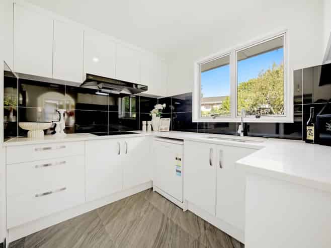 52 Salamanca Road, Sunnynook