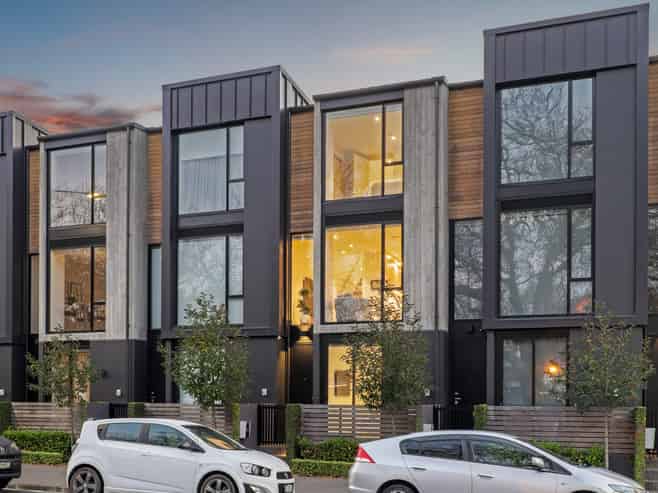7/25 Latimer Square, Christchurch Central