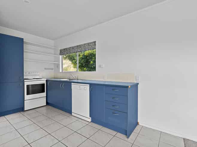 1/198 Cecil Road, Wilton