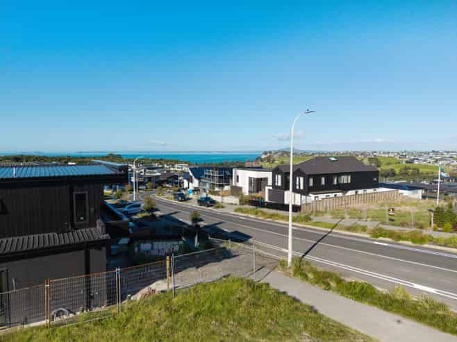 175 Te Oneroa Way, Long Bay