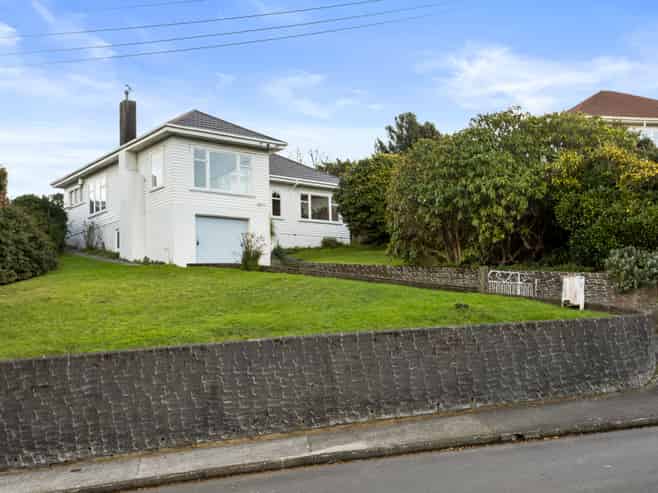 17 Hampton Hill Road, Tawa