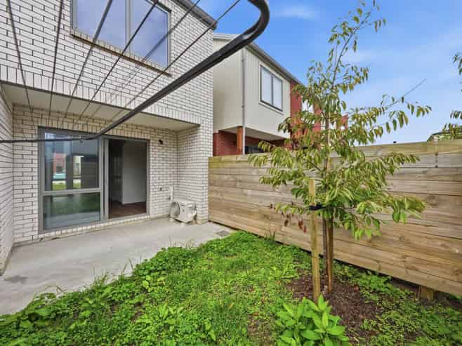 29 Te Ara Wai, Mangere East