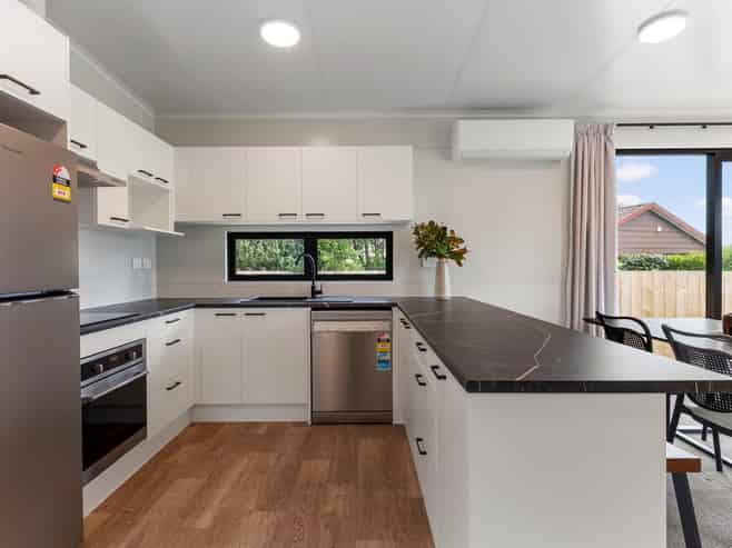 16 Churchill Terrace, Waiuku