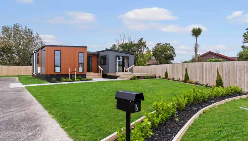 16 Churchill Terrace, Waiuku