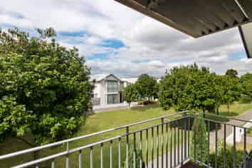 7 Phar Lap Crescent, Takanini