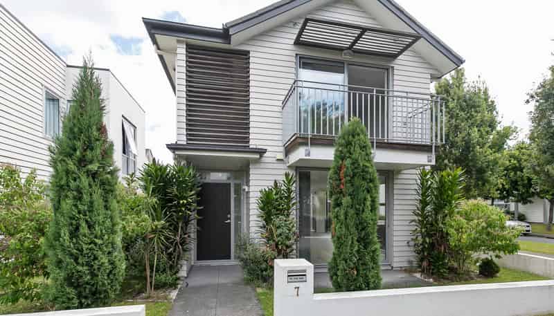 7 Phar Lap Crescent, Takanini