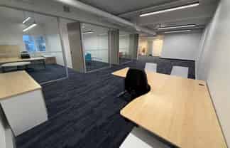 High-Exposure Office Opportunity
