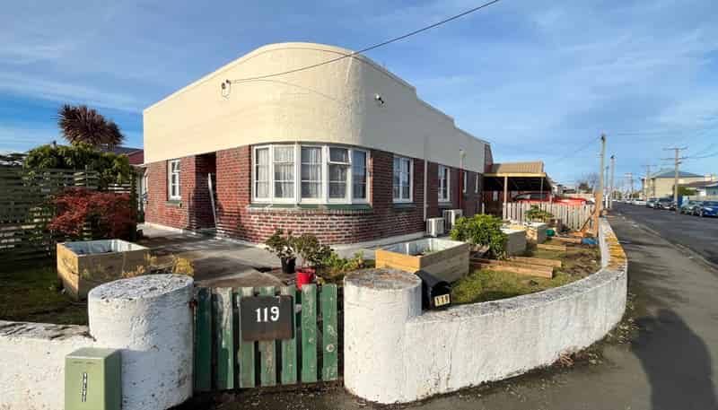 119 Macandrew Road, South Dunedin