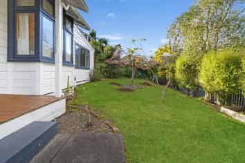 10 Coote Road, Napier Hill