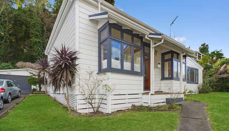 10 Coote Road, Napier Hill