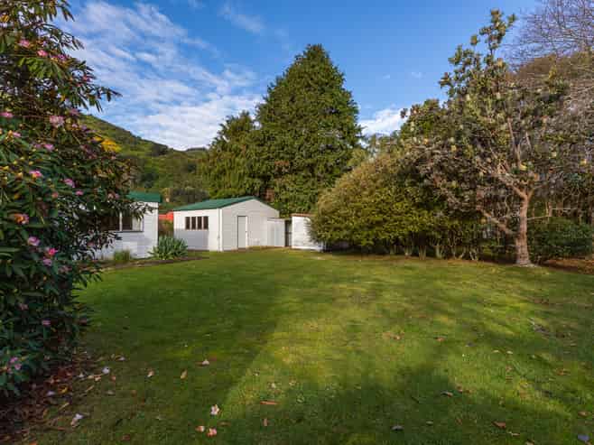 64 Elizabeth Street, Waikanae