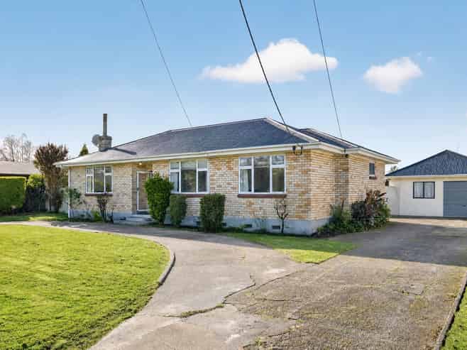 24 Cambridge Terrace, Masterton