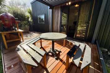 5 Cross Street, Raglan