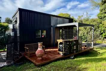 5 Cross Street, Raglan