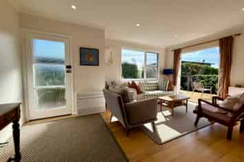 19 Lorenzen Bay Road, Raglan