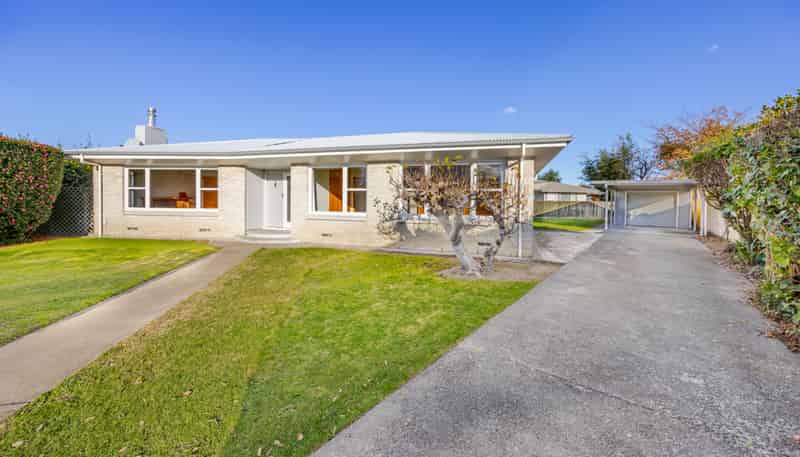 1303 Briggs Place, Mayfair
