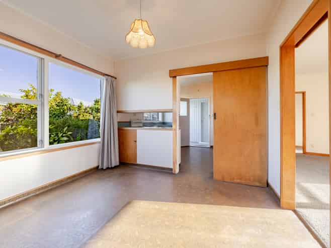 1303 Briggs Place, Mayfair