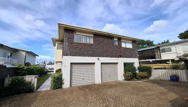 A/6 Commodore Parry Road, Castor Bay