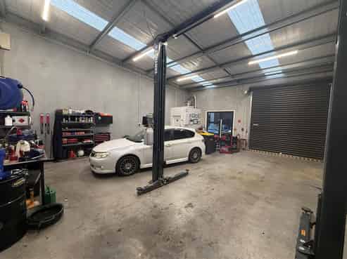 Well-Presented & Affordable Industrial Unit