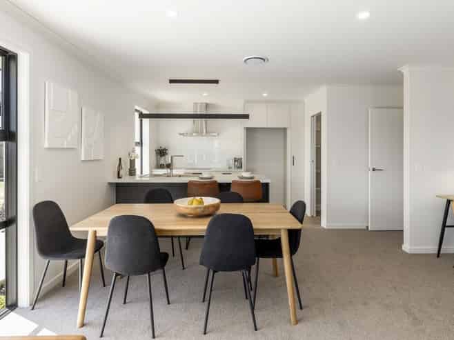 8 Ketu Lane, Redwoodtown