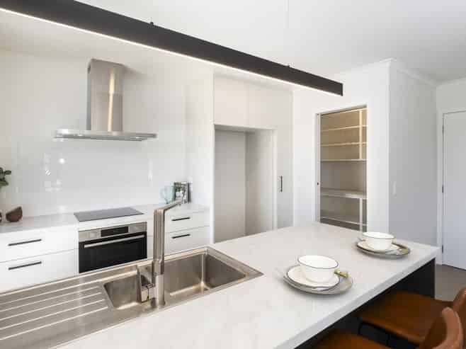 8 Ketu Lane, Redwoodtown