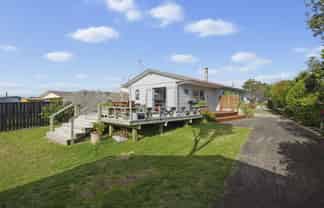 590 Waitarere Beach Road, Waitarere Beach