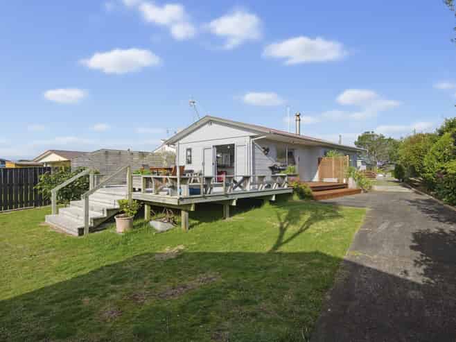 590 Waitarere Beach Road, Waitarere Beach