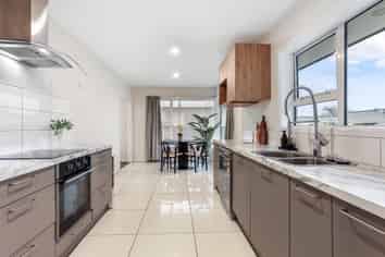22 Skerten Avenue, Hornby