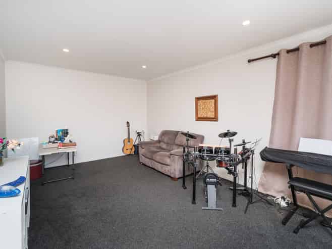 2 Cardiff Street, Awapuni