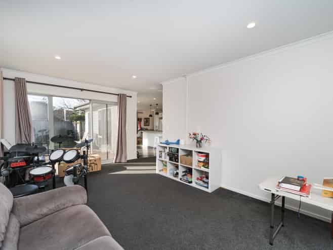 2 Cardiff Street, Awapuni