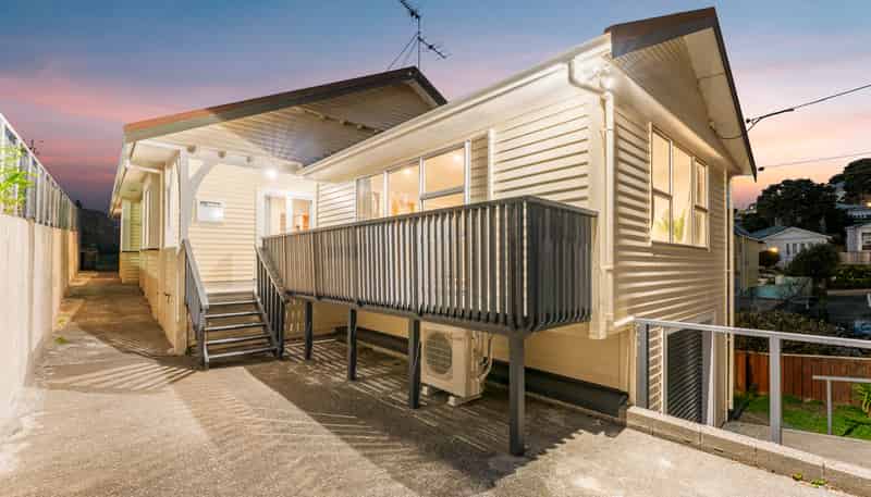 12 Upper Bourke Street, Kilbirnie