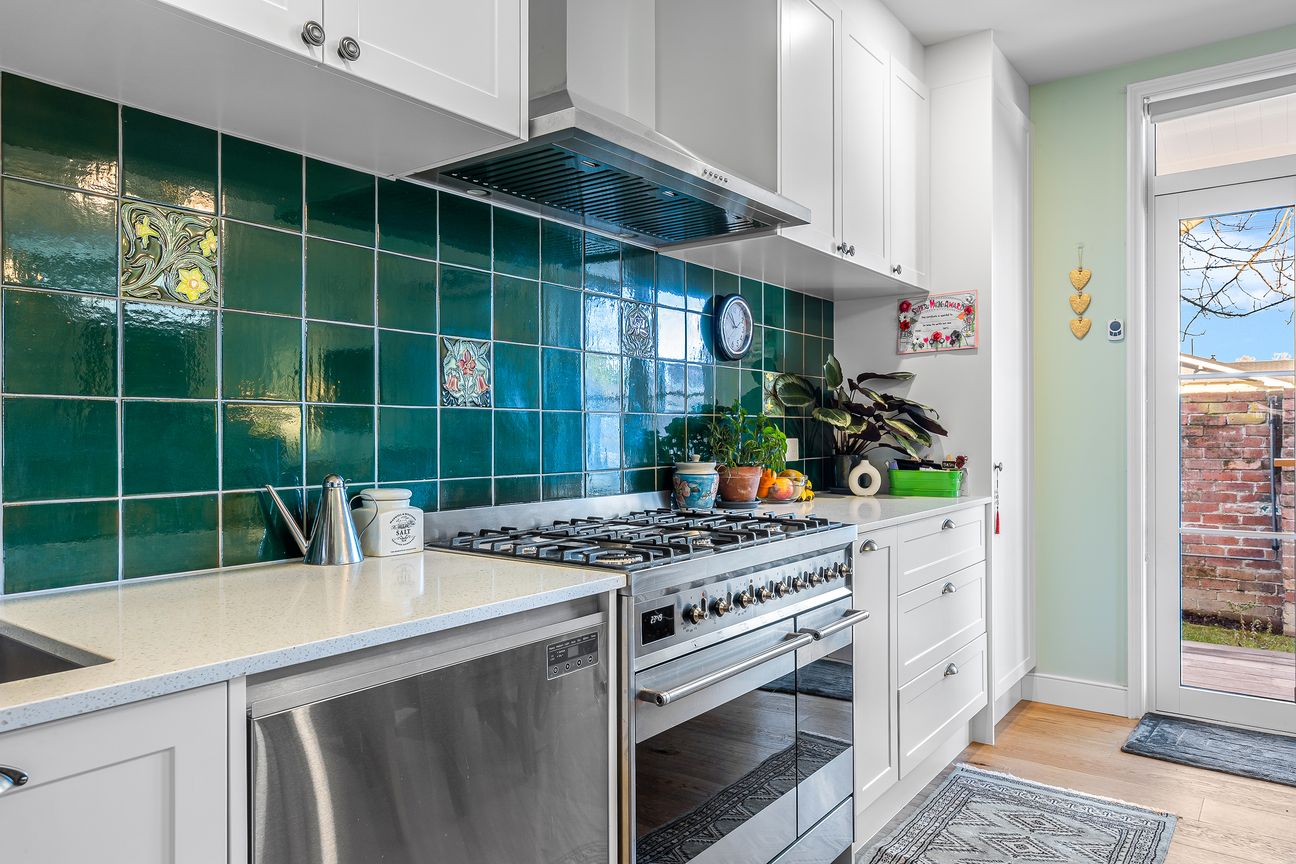 Colonial-Style Townhouse in Prime Location - Ansicht 5