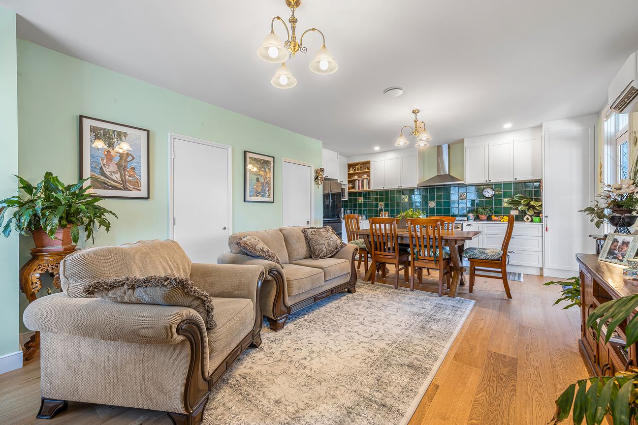 Colonial-Style Townhouse in Prime Location - Ansicht 2