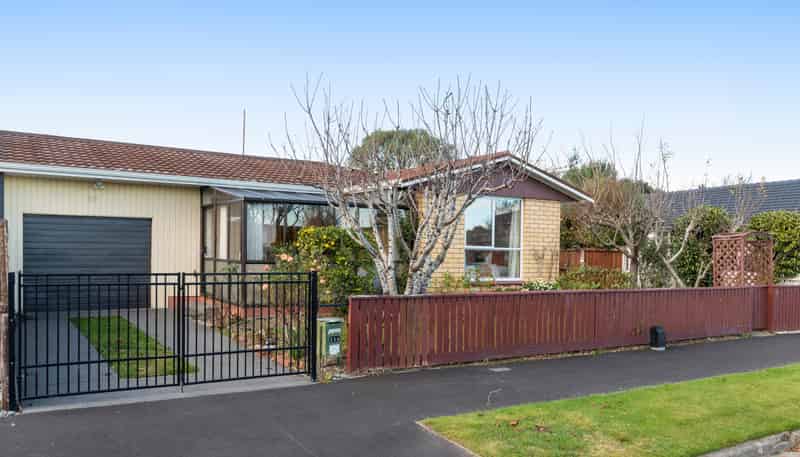 2/11 Blairdon Place, Bishopdale