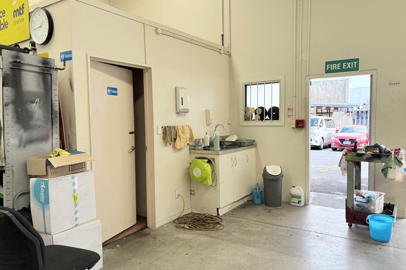 318M² INDUSTRIAL SPACE FOR LEASE - Altro