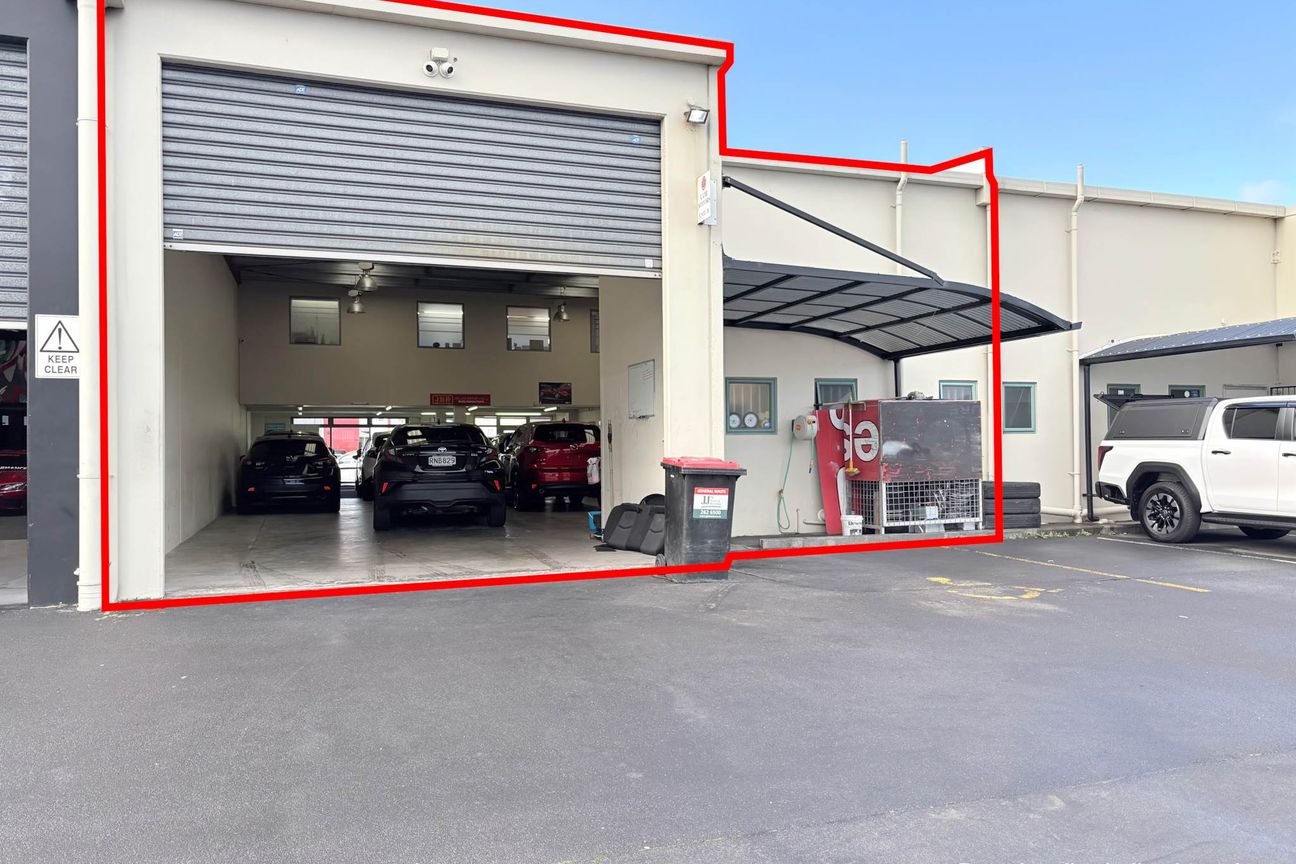 318M² INDUSTRIAL SPACE FOR LEASE - Vista 2
