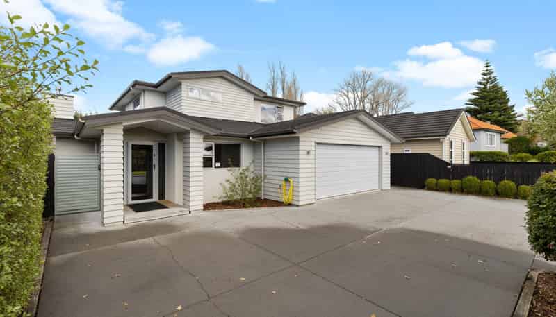 72 Jellicoe Drive, Hamilton East