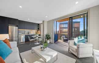 202/2 Launch Road, Hobsonville