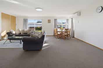1/67 Fergusson Street, Stoke