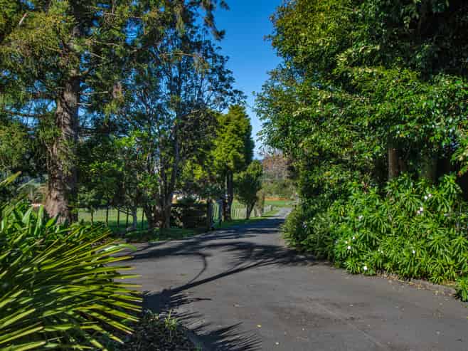 9 Lauries Drive, Kauri