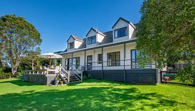 9 Lauries Drive, Kauri